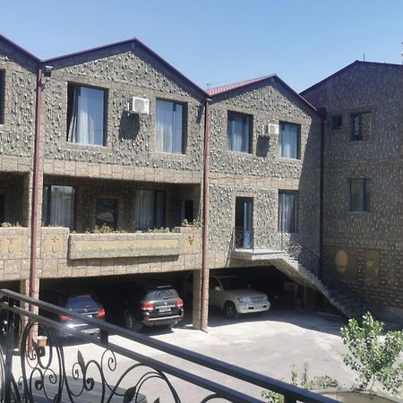 Narek+ Hotell Arrinj Rom bilde