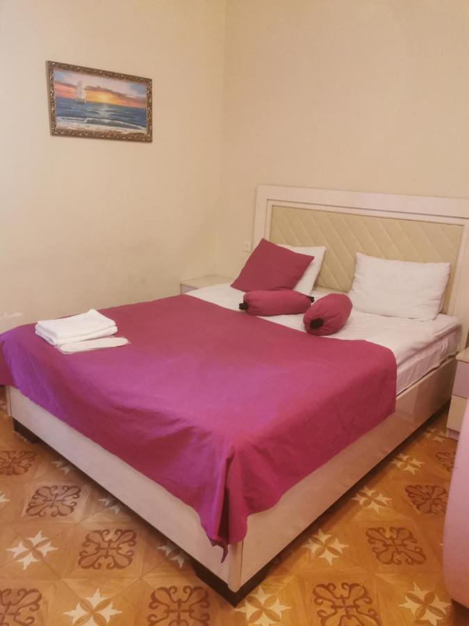 Narek+ Hotell Arrinj Rom bilde