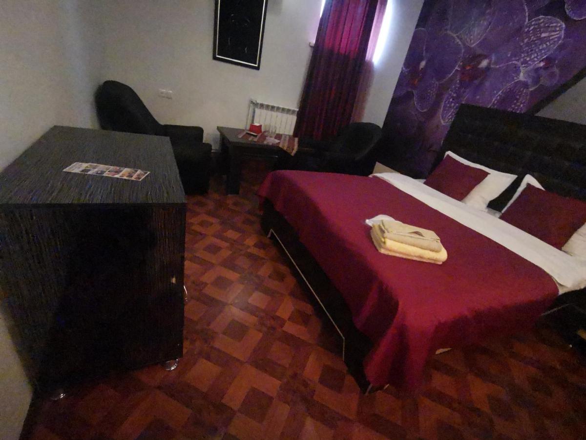 Narek+ Hotell Arrinj Eksteriør bilde