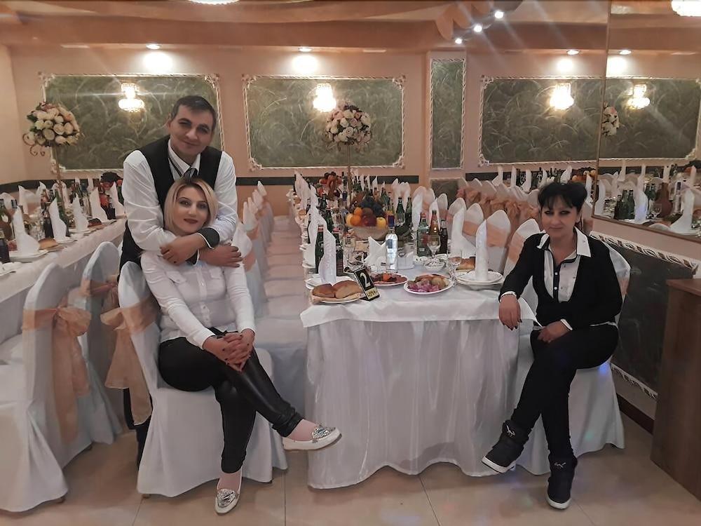 Narek+ Hotell Arrinj Eksteriør bilde
